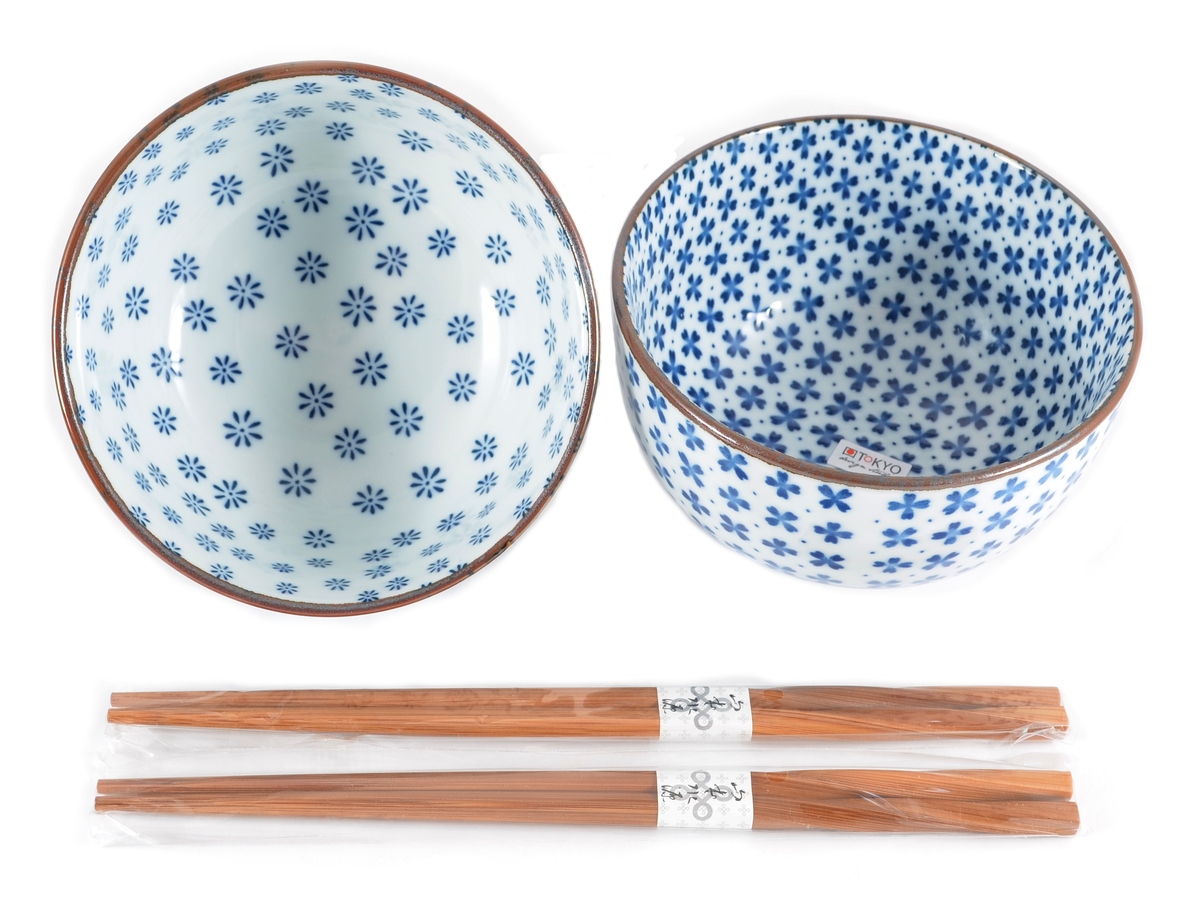 Darčekové balenie japonskej keramiky s dekorom kvietkov