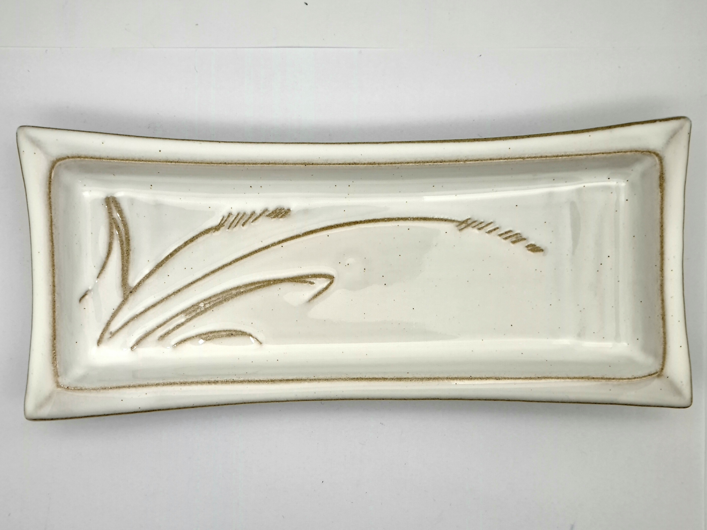 Keramický podnos biely s dekórom 10x23 cm