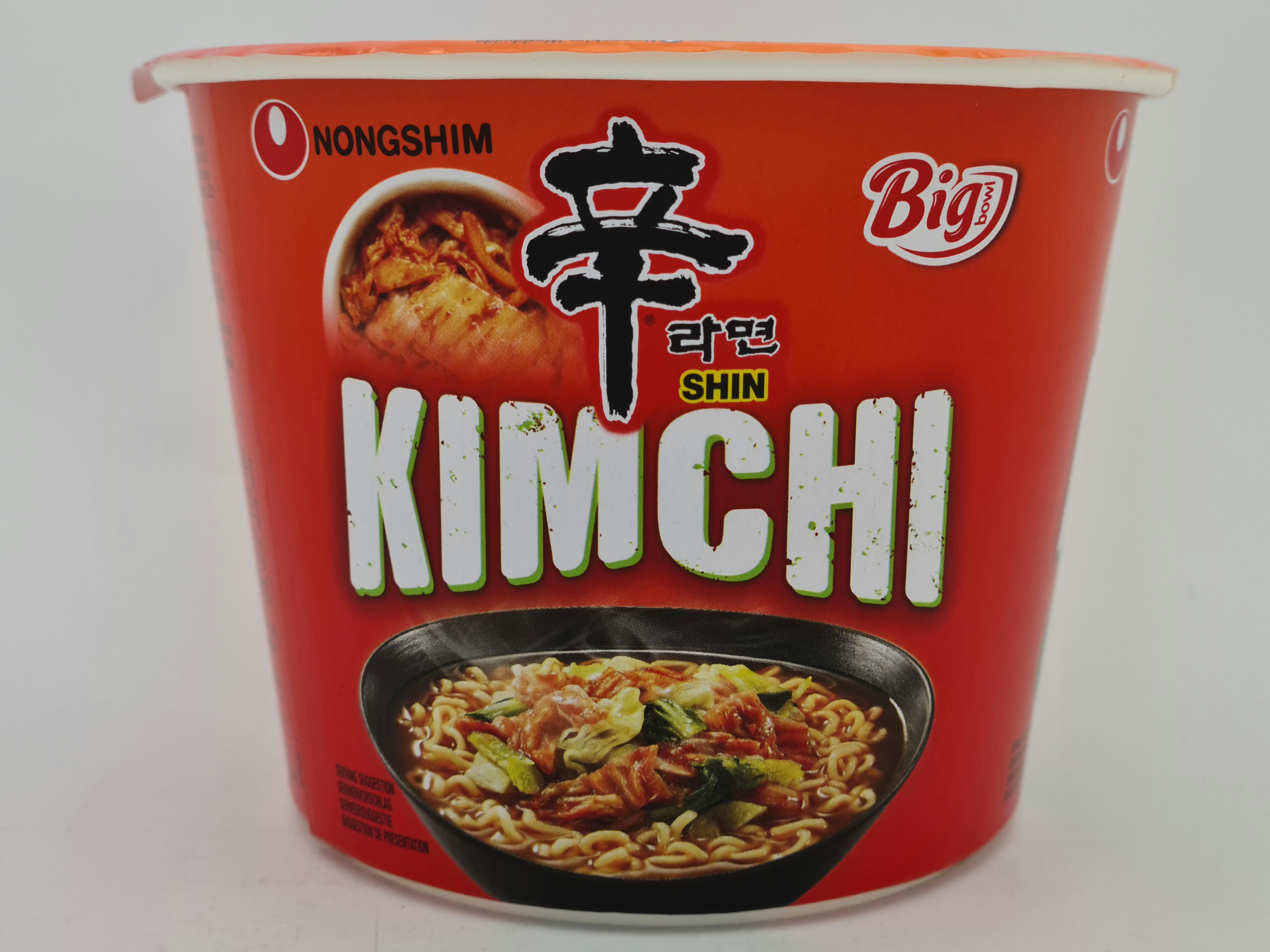 Instantná polievka s rezancami s príchuťou kimči 112 g,