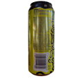 Detail zadnej strany žlto-čiernej plechovky Monster Energy Zero Sugar (500 ml). Obsahuje marketingový text v češtine a slovenčine o jazdcovi Formuly 1 Lando Norrisovi, čiarový kód a logo zálohového systému (Z v recyklačných šípkach).