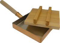 Panvica na Tamago vaječnú omeletu s pokrievkou z dreva. Profi Tamago copper pan.