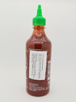 Slovenská etiketa čili omáčky Sriracha FGB 455 ml