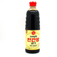 Balenie kórejskej sójovej omáčky Sempio Jin Gold F3 930 ml