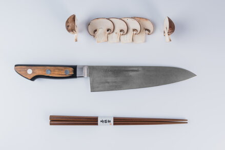 Japonský nôž TUS Chef TAKAYUKI 180mm